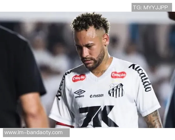 内马尔复出在即ESPN报道他预计本月15日重返赛场