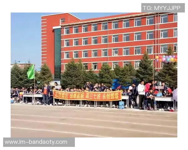 离队公告感谢刘越陈星在球队的奉献与拼搏祝愿未来更加辉煌